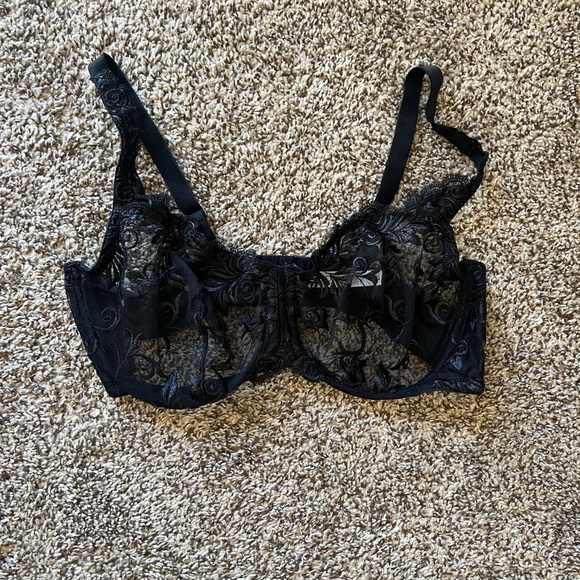 Soma Unlined Bra - Picture 2 of 3